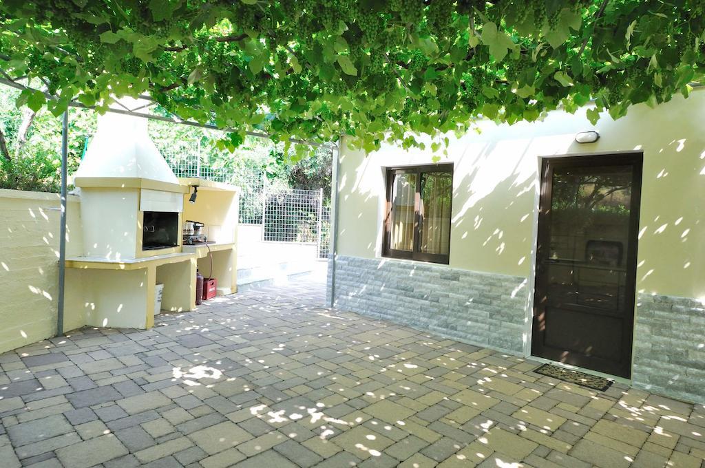 Pension Sotiria Kinira Zimmer foto